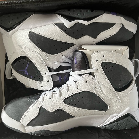 SOLD - Air Jordan 7 Retro - Picture 2 of 5